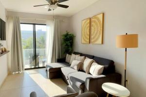 Condo frente al mar en Mazatlán: 2 habitaciones piscina balcón y acceso a la playa