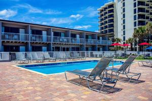 Beach House Inn with POOL & Hot Tub