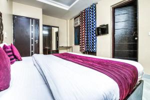 Hotel O Crosswinds Residency