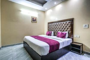 Hotel O Crosswinds Residency