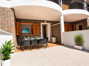 Pilar Beach House.