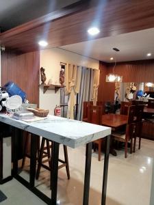 Totos House Room Rental