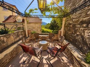 Hidden Garden Stone House Private Romantic Retreat in Budva Old Town