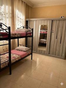 Spacious 2BR Sleeps 6 Full Kitchen Heart of Amman