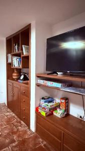 House downtown 4bedrooms, 3Bathrooms, with pool, jacuzzi and views