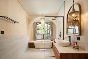 Laina Villa Jimbaran 1
