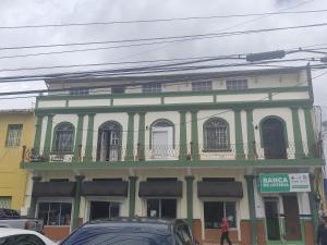 Modern and Central The Best of Barahona