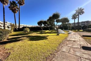 Studio Les Jardins du Port Port Camargue avec piscine à 2 pas de la plage