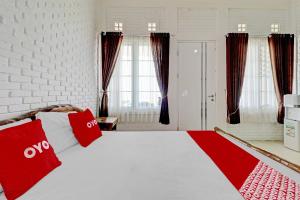 Collection O 90617 Rumah Oma Opa Syariah
