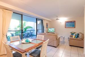 Baden 84 Rainbow Shores Walk To Beach Resort Unit Pools Tennis Court
