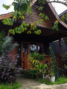 Tetebatu Valley Bungalows