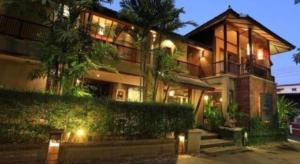 Baan Lapoon Hotel