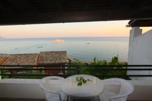 Corfu Glyfada Menigos Beach Apartments Corfu Greece