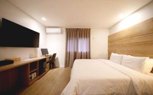 gimhae samgye next hotel