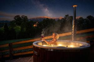 Jurta na Wypasie - luksusowy namiot z widokiem na góry - Jacuzzi, Sauna, Split AC, Private, Star View
