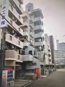 Ambience Namba 301