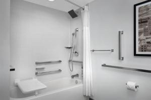 Radisson Hotel Cedar Rapids