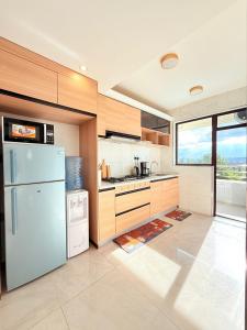 108 Riverside With Pool, GYM, Kids Play Area