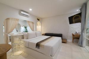 Makyra by Bohemian Jogja Villas