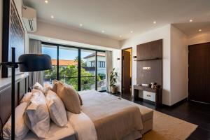 Le Paradis 2 - Chic 4BR Tropical Oasis Canggu