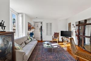 Stylish Lisbon Apartment in Alfama w Heating