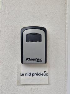 Petite Maison cosy avec terrasse - Parc Astérix 10 min - CDG 15 min