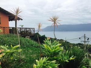 Casa de Luxo em Ilhabela vista para o Mar - Condominio Yacamin- Praia do Curral