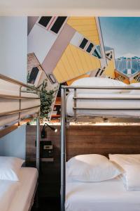 Rotterdam Teleport Hostel