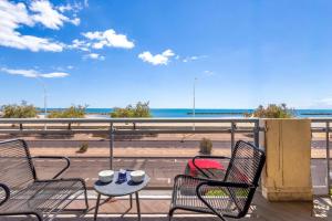 Valras-Loc Sablon - T4 Front de Mer avec Balcon