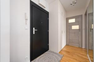 Fabryka na Pradze Charming Apartment by BookingHost
