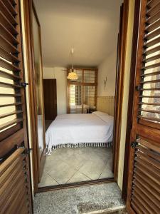 Leonis House