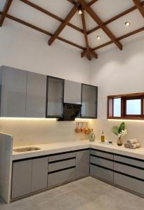 Stargaze Manor Cozy 3 BHK Villa with Private Pool & Garden