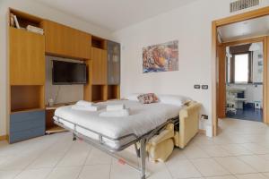 GuestHost - Casa 14 - Certosa Terrace Flat X4