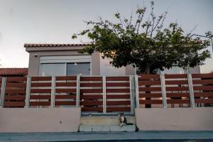 Mulberry by the sea house- Katakolo