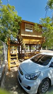 Beachfront Aircon Treehouse for 6 to 7pax