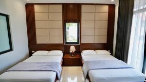 White house villa