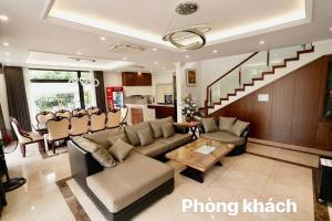 White house villa