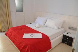 Klajdi Apartaments