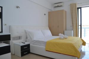 Klajdi Apartaments