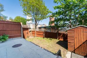 Premium Central House- Sleeps 9 - Garden - Parking
