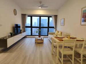 Agile Bukit Bintang, Close to TRX, Pavilion, and KLCC, 2B1B