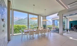 Villa Costanza- private heated pool, steam room & sauna - Bellagio Village Residence