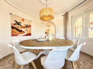 Villa Palmera Ciudad Quesada by Villas&You