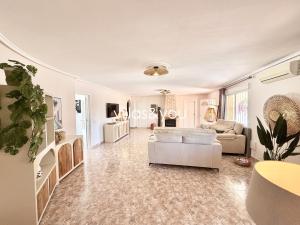 Villa Palmera Ciudad Quesada by Villas&You