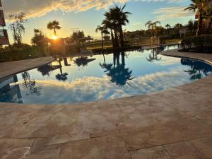 Golf Appartement with pool and private garden