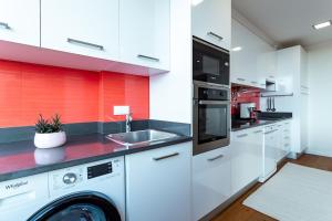Stunning Belem Views Bright 2-Bed Apartment