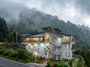 Dahabi Divine Himalayan Resort Mukteshwar