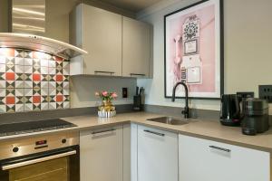 Luxury 1-Bed Near Covent Garden - Sleeps 4 - Lift