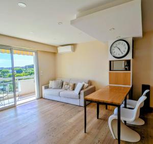 Studio Cap dAntibes Vue Mer Exceptionnelle