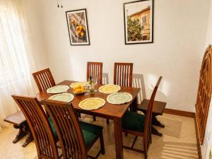 Villa SOLE di AMORE - POOL PRIVATE LARGE 100 M 2 - Beach 950m -Center 500 m - ROME & AIRPORT 39 km